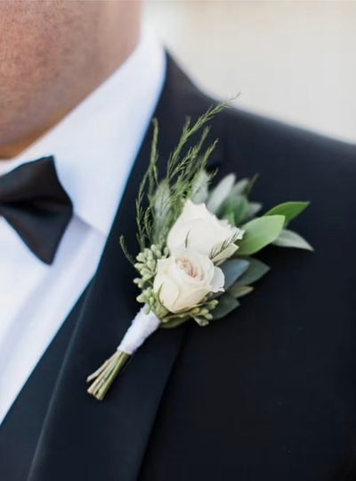 Boutonniere (call to pre-order)